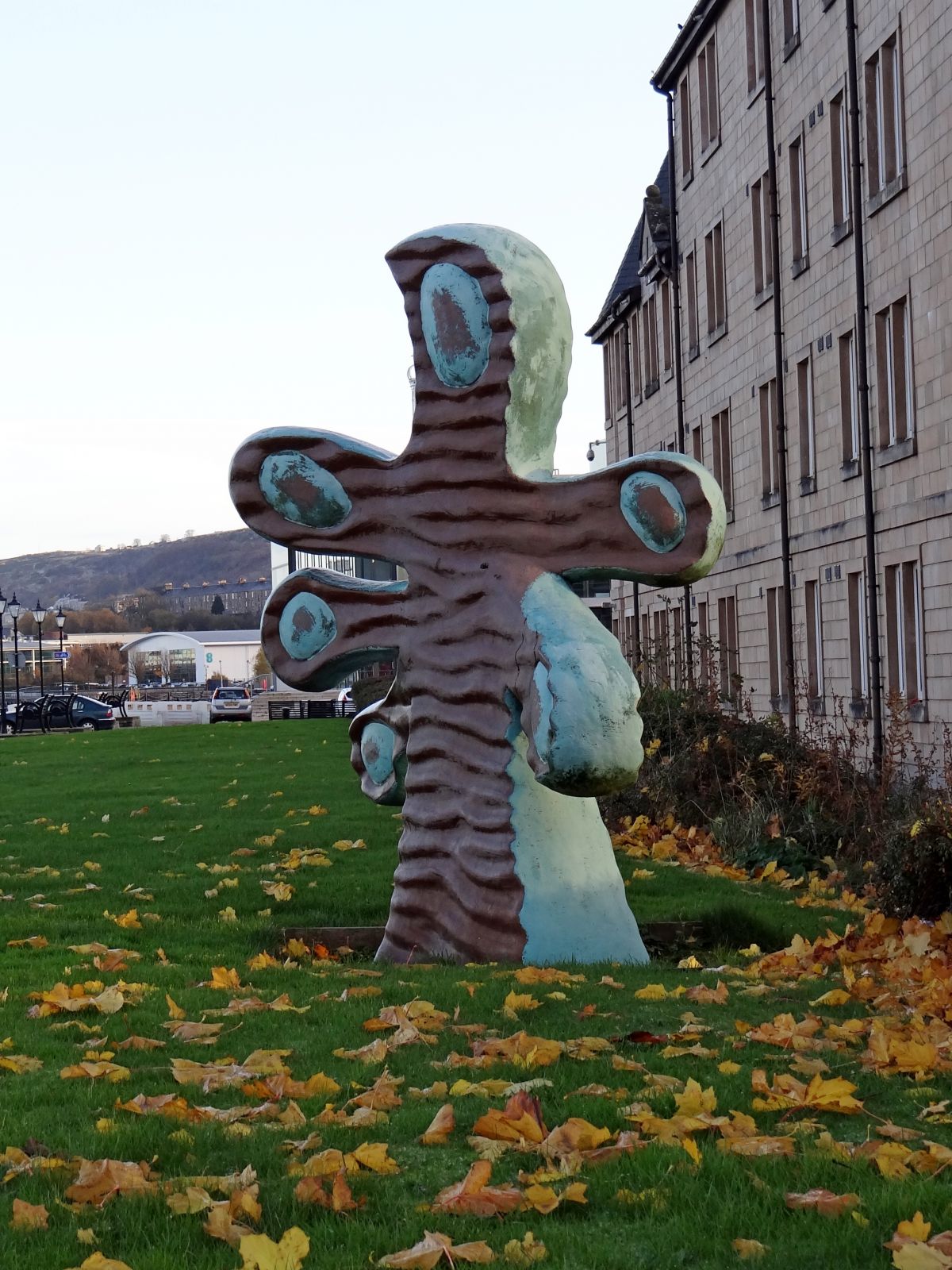 3 statues along waterfront. 1998 Greenock waterfront  The designs for these were from local school.  Artist were assigned to schools and these three designs were picked.  Funded by regeneration money.  1998